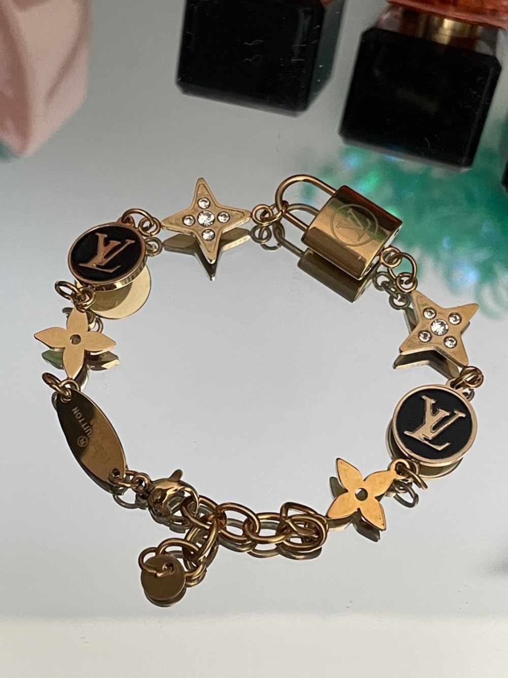 ✨Goldtone Padlock & Monogram Star Charm Fashion Bracelet✨NEW